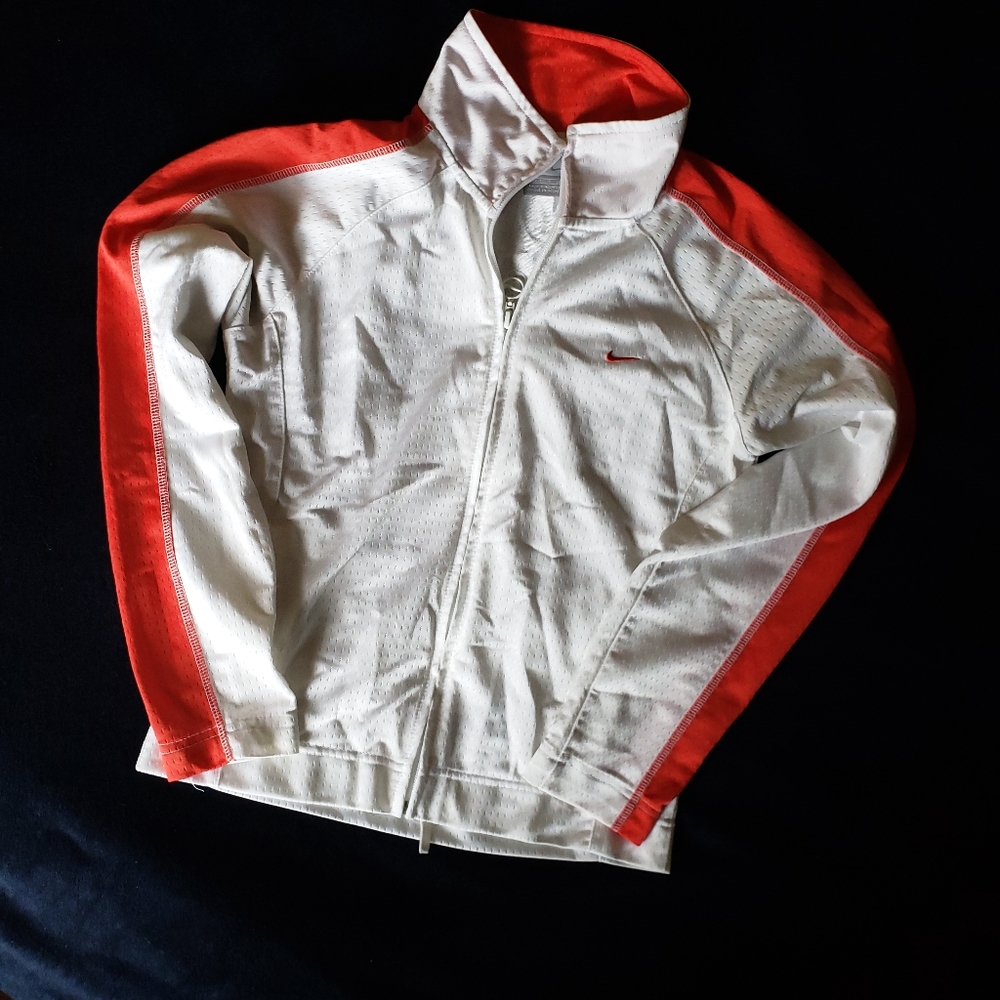 Nike Jacket - Picture 3 of 4